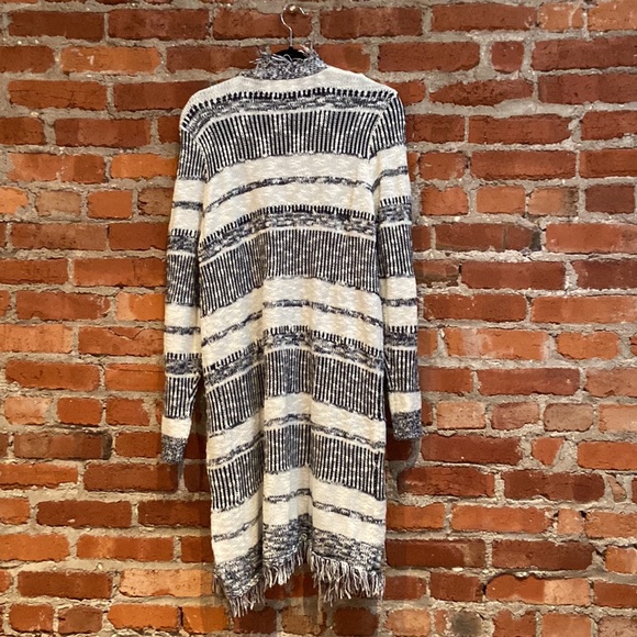 Forever 21 Knit Cardigan - Picture 7 of 7